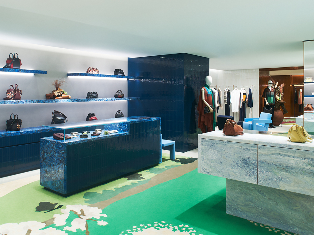Images ロエベ 広島福屋