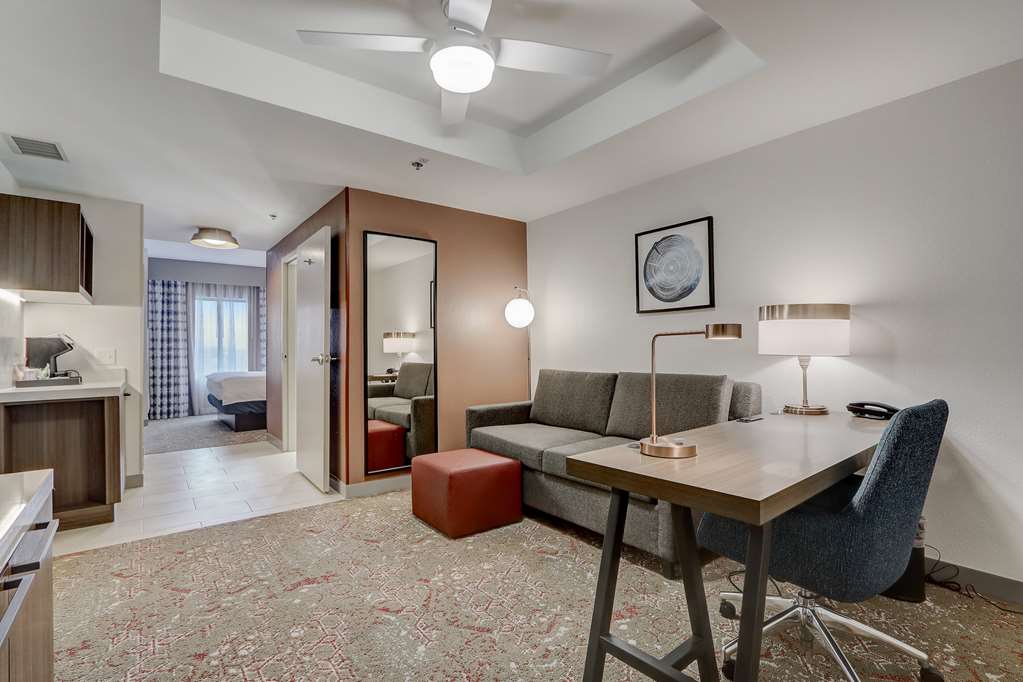 Guest room