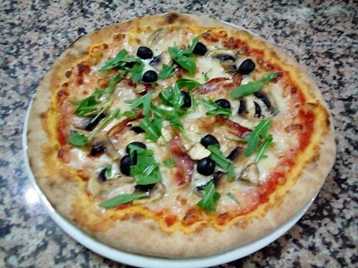 Images Ristorante Pizzeria La Borgata