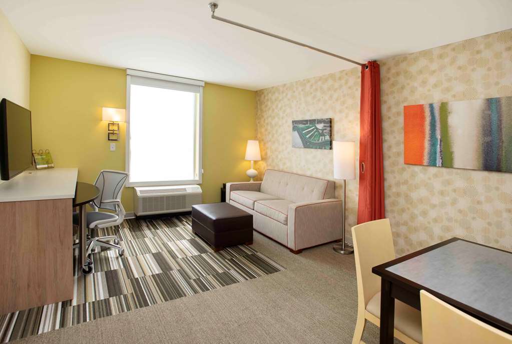 Guest room