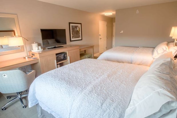 Images Hampton Inn Amesbury