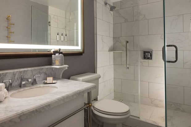 Images The Hotel Roanoke & Conference Center, Curio Collection by Hilton