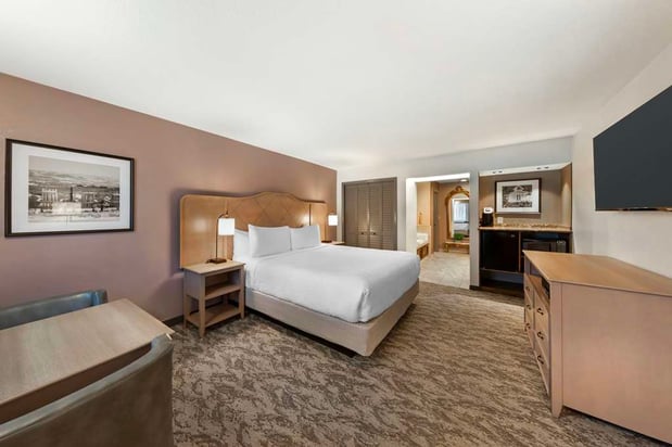 Images Best Western Plus Black Oak