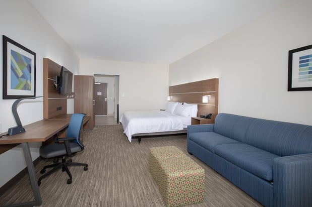 Images Holiday Inn Express & Suites Goodland I-70 by IHG