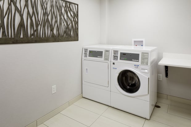 Images Holiday Inn Express & Suites Cincinnati North - Liberty Way by IHG