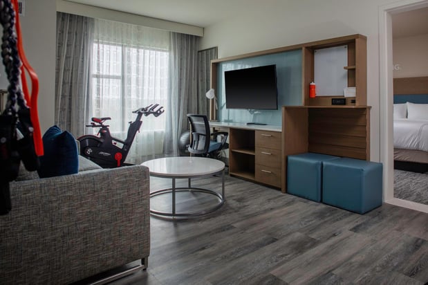 Images Even Hotel Shenandoah - the Woodlands by IHG
