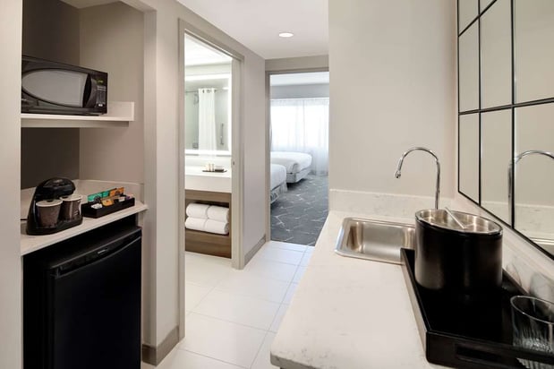 Images Embassy Suites by Hilton Atlanta Perimeter Center