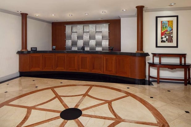 Images Hilton Chicago/Northbrook