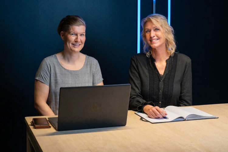 Images TETT PÅ REGNSKAP & RÅDGIVNING AS