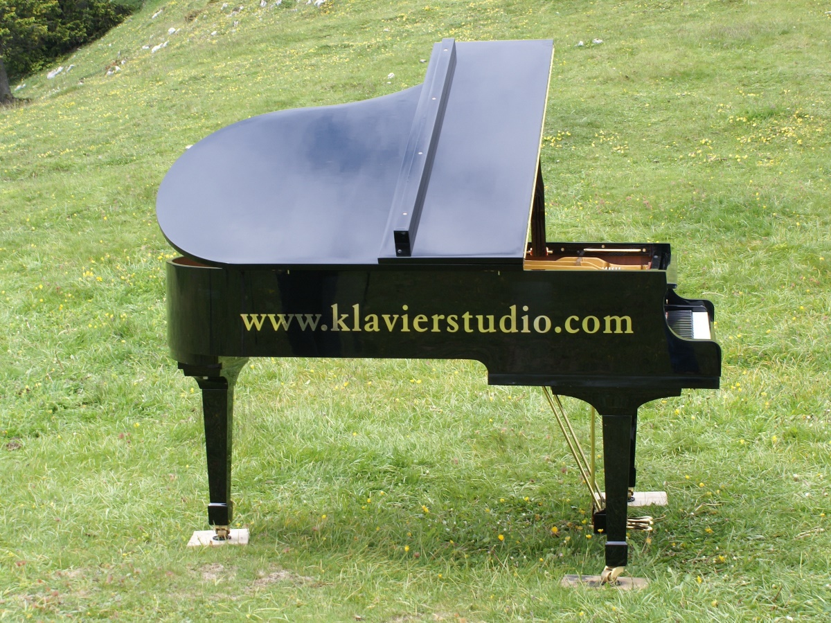 Klavierstudio Schneider, Zehenthofstraße 7 + 2 in Villach