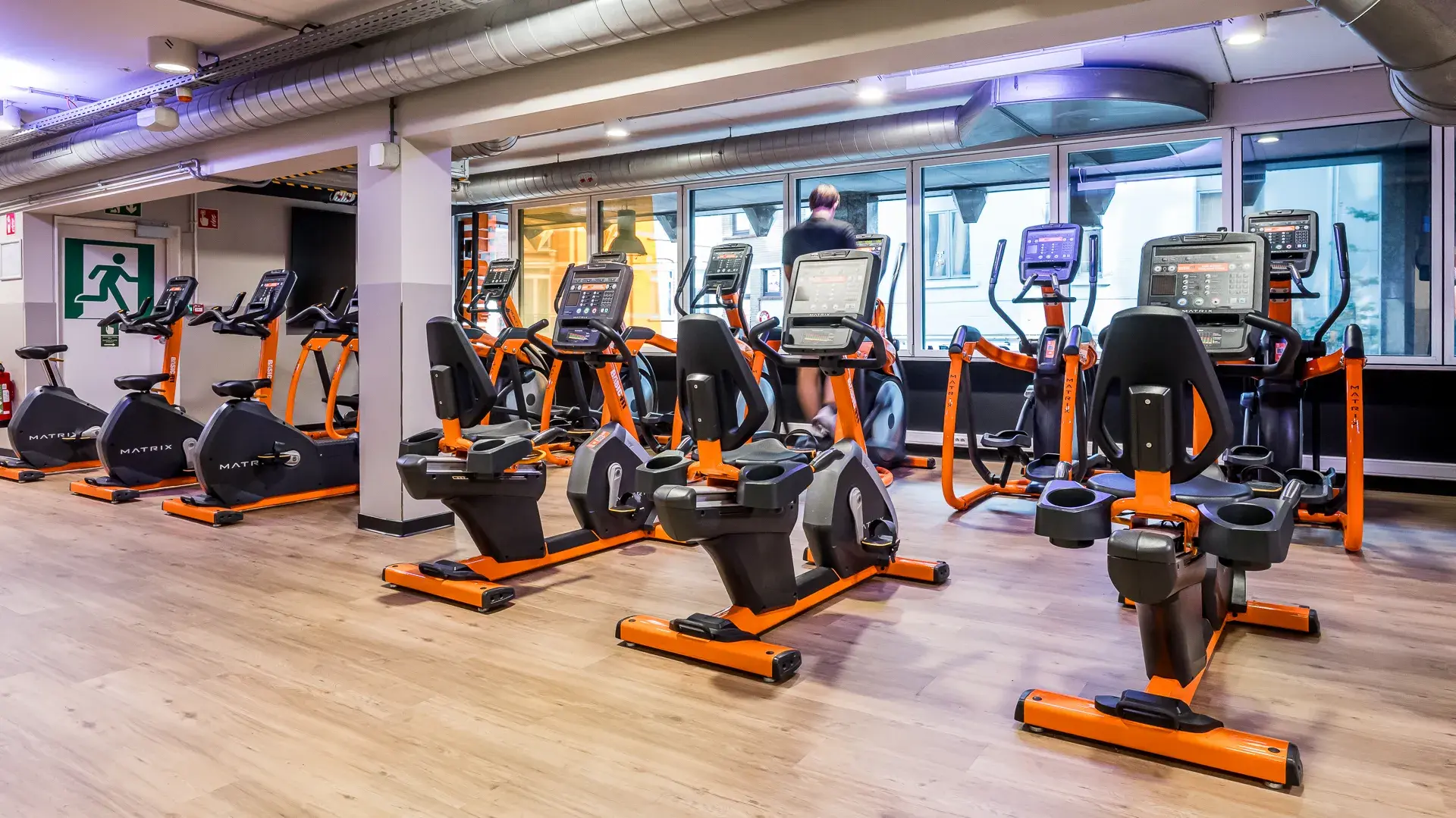 Images Basic-Fit 24/7