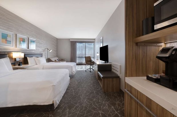 Images Hilton Garden Inn Anaheim Resort