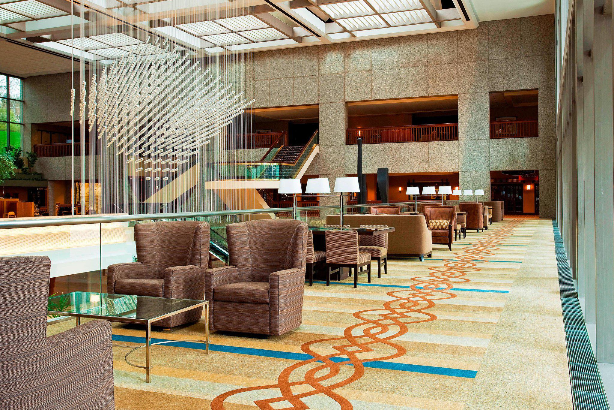 Sheraton Kansas City Hotel at Crown Center in Kansas City, MO - (816 ...