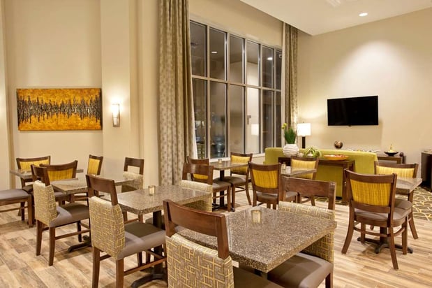 Images Hampton Inn & Suites Minneapolis/Downtown