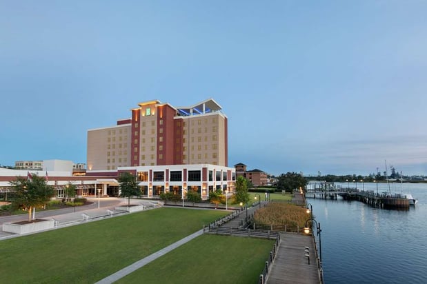 Images Embassy Suites by Hilton Wilmington Riverfront