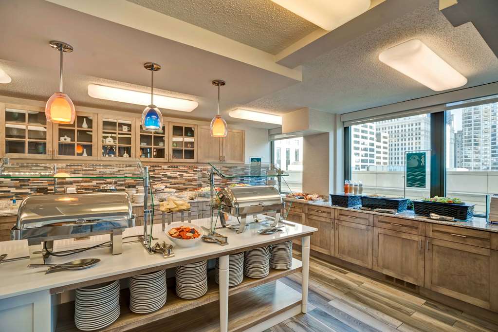 Breakfast Area Homewood Suites by Hilton Chicago-Downtown Chicago (312)644-2222