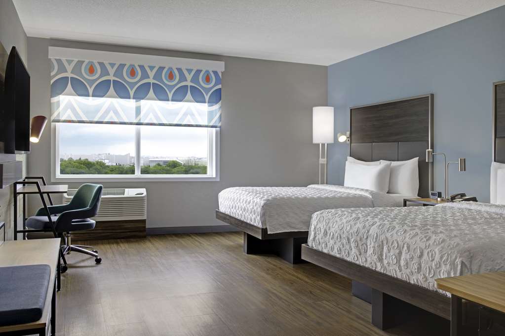 Images Tru by Hilton Toronto Airport West