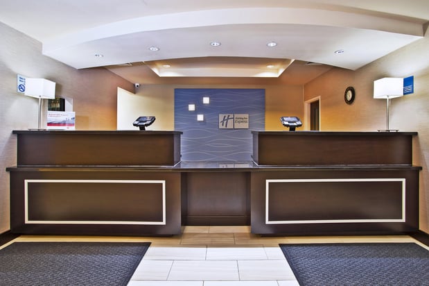 Images Holiday Inn Express & Suites Springfield - Dayton Area by IHG