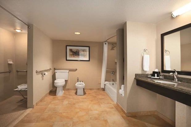 Images Embassy Suites by Hilton Phoenix Tempe