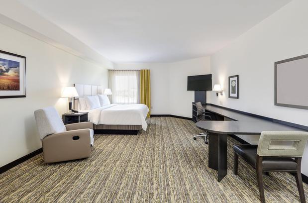 Images Candlewood Suites Dallas NW - Farmers Branch, an IHG Hotel