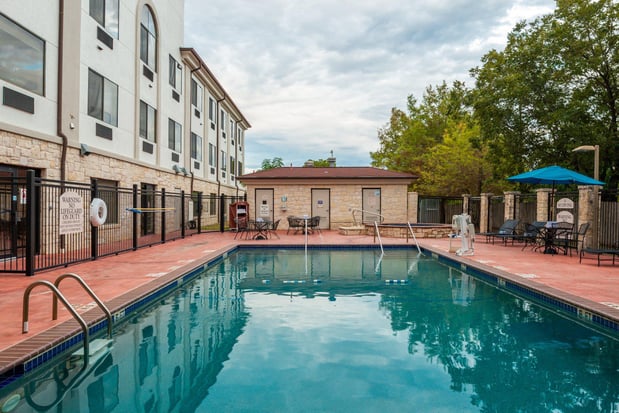 Images Holiday Inn Express & Suites Austin NW - Lakeline by IHG