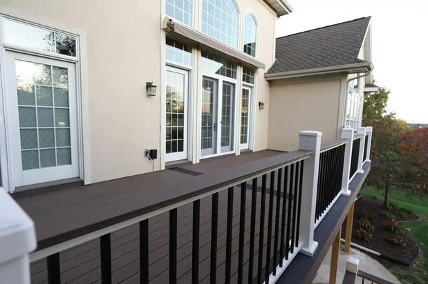 Images 24 x 7 Deck Builders