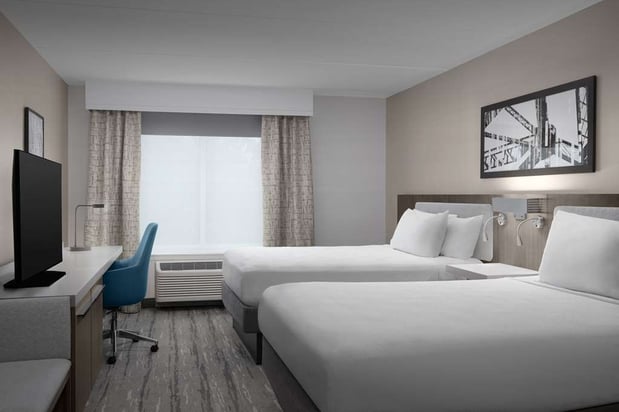 Images Hilton Garden Inn West Lafayette Wabash Landing