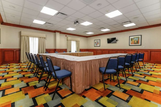 Images Hampton Inn & Suites Detroit/Chesterfield Township