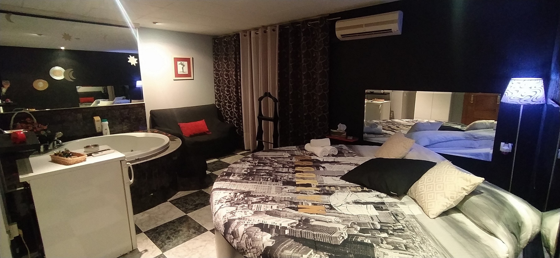 Images Hostal Happy Stay habitaciones céntricas