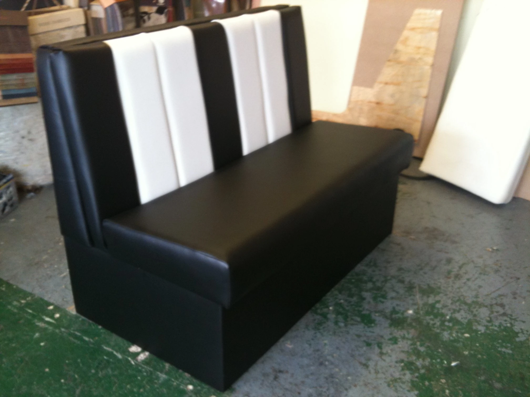 Images T.MC Upholstery
