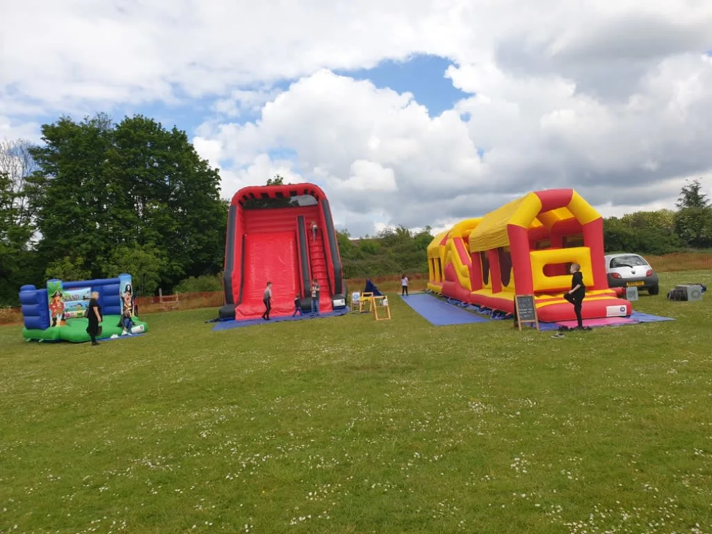 Images Top Banana Bouncy Castles