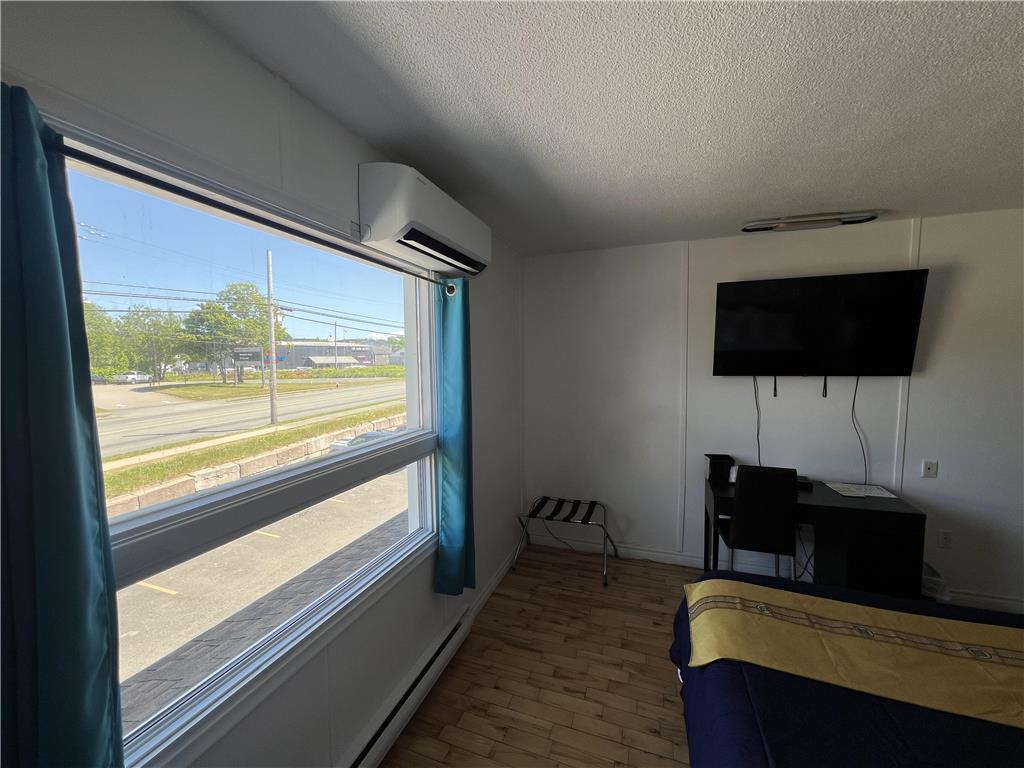 Images Harbourview Inn, SureStay Collection by Best Western