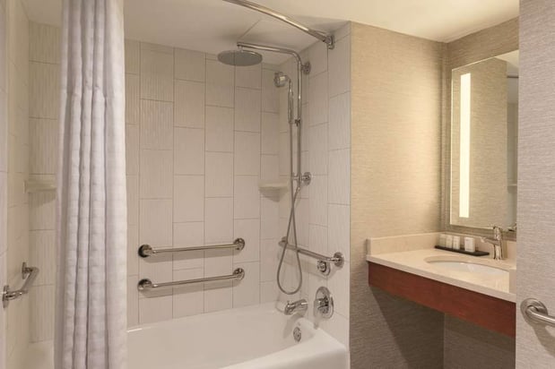 Images Embassy Suites by Hilton Orlando International Drive ICON Park