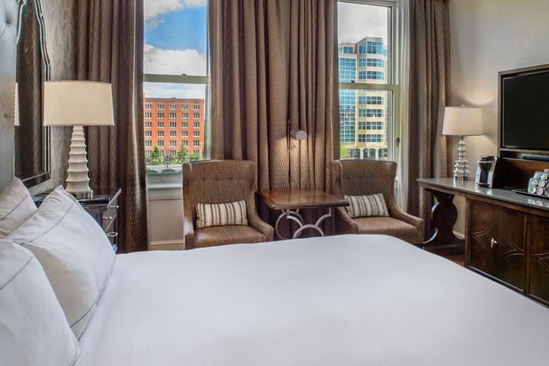 Images St. Louis Union Station Hotel, Curio Collection by Hilton