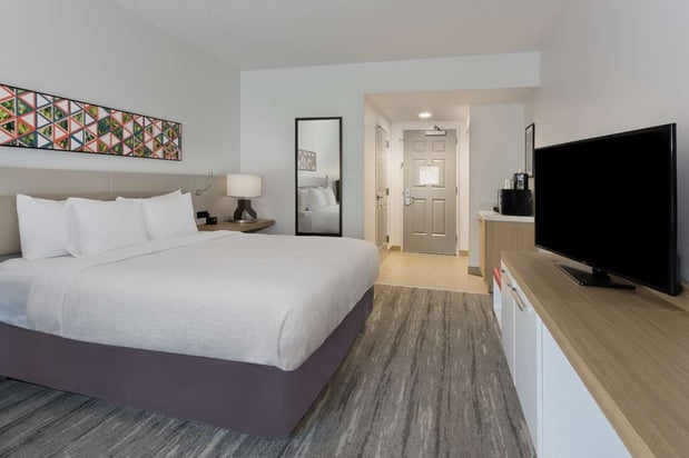 Images Hilton Garden Inn Birmingham/Lakeshore Drive