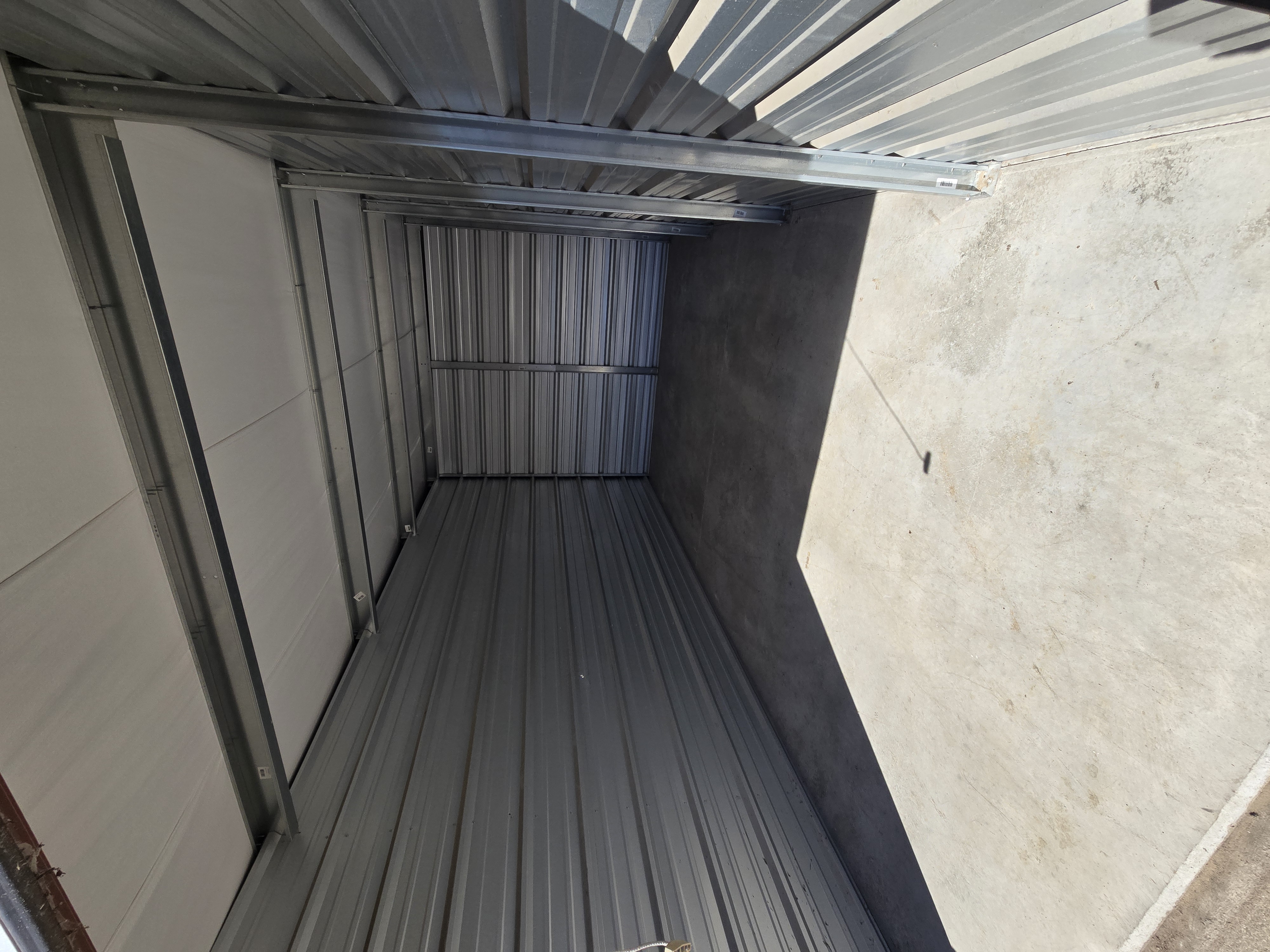 Storage unit interior
