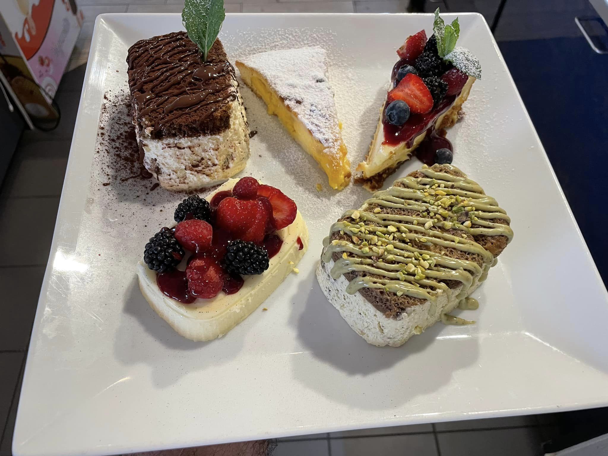 Eh..già Albarosa Caffeteria Trattoria Pizzeria, Burggartenstrasse 17 in Pratteln