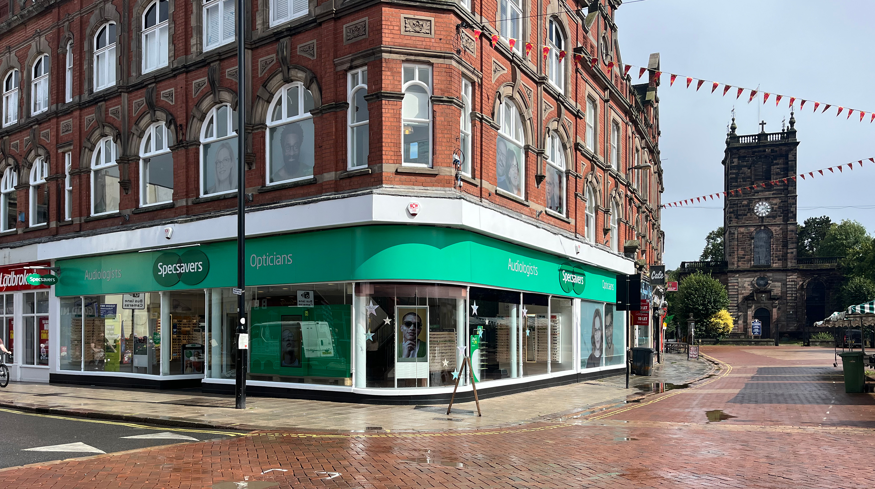 Images Specsavers Opticians and Audiologists - Burton on Trent