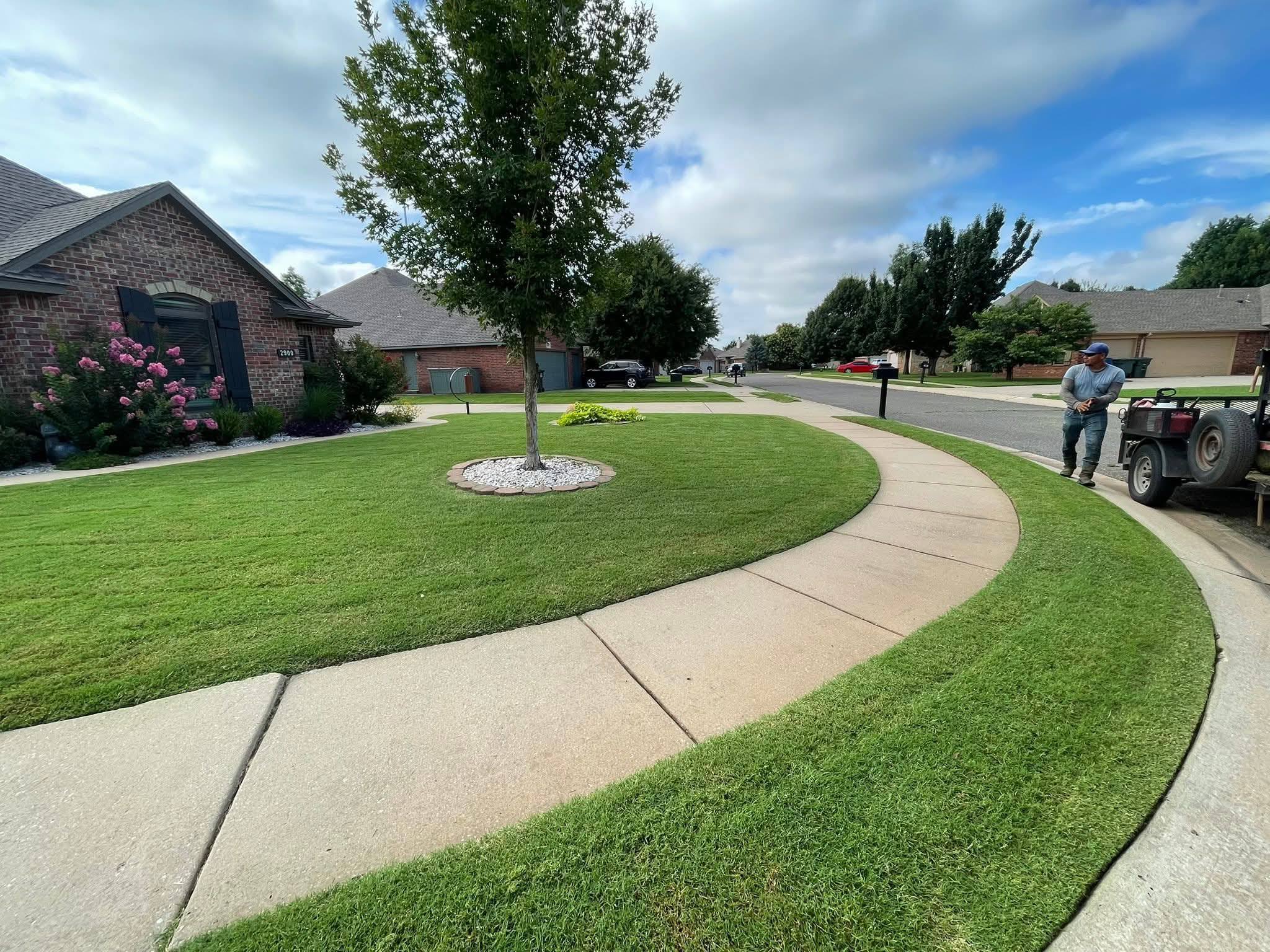 Yard Clean-Ups-Valentine&rsquo;s Lawn Care and Landscaping Services