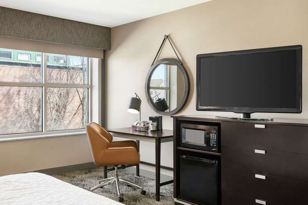 Images Hampton Inn Portland Downtown - Waterfront