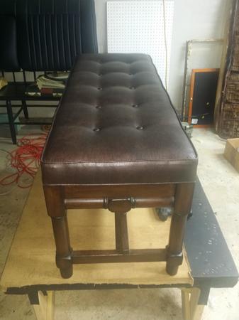 Images Hutchins Customs
