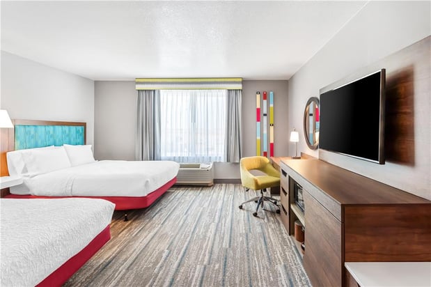 Images Hampton Inn & Suites Lathrop