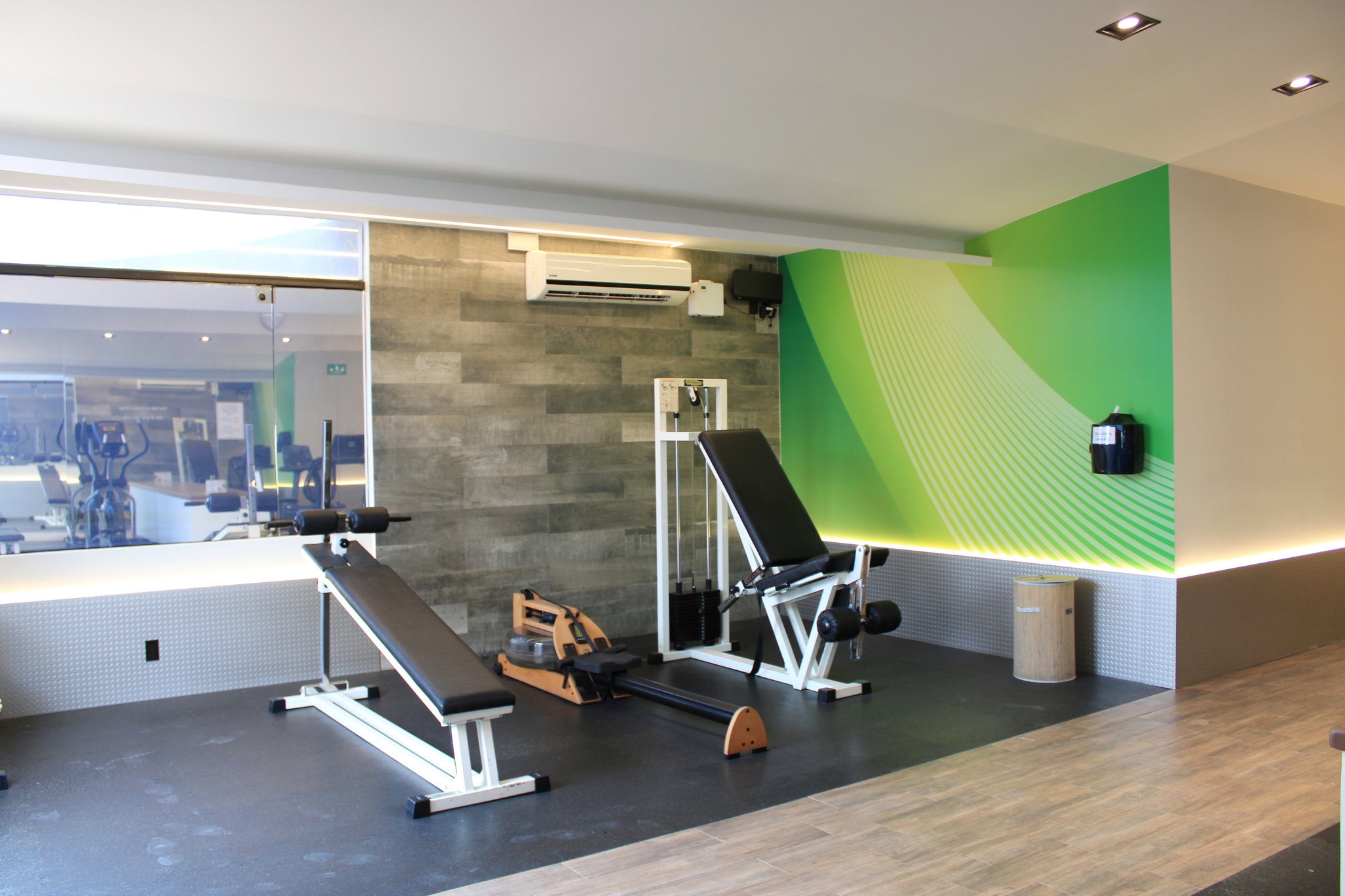 Images Holiday Inn Mexico Dali Airport by IHG