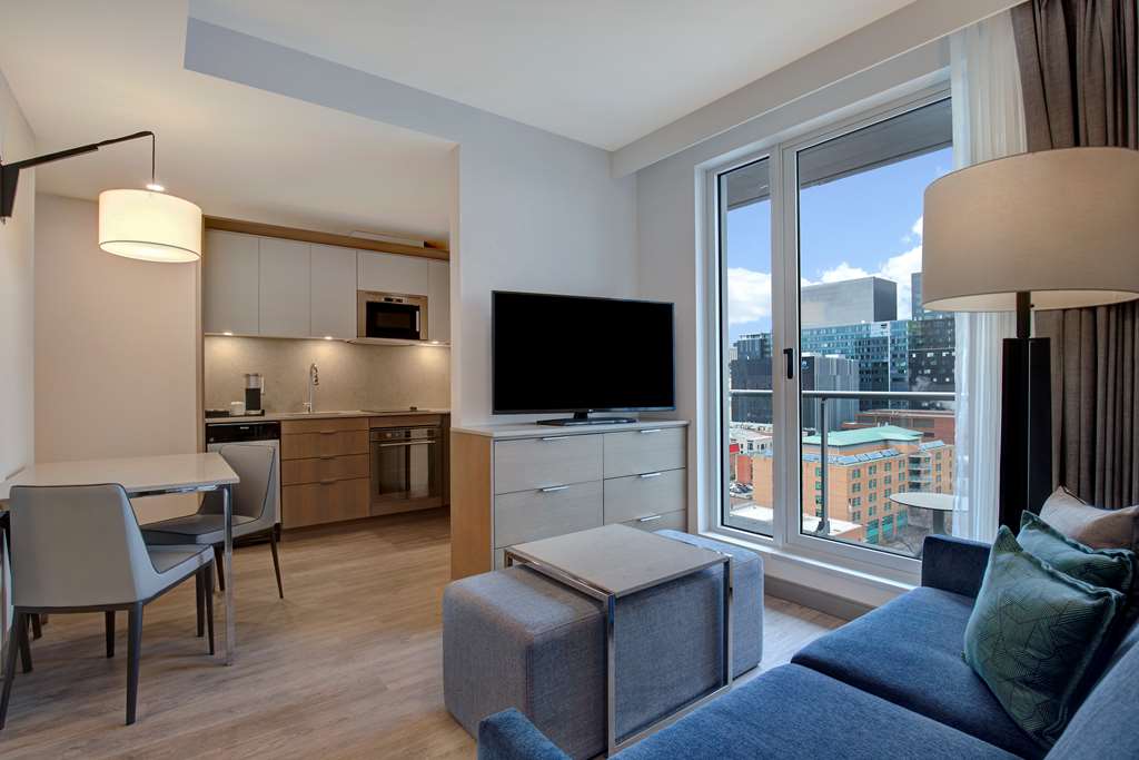 Images Homewood Suites by Hilton Montreal Downtown