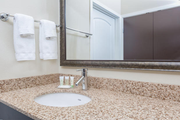 Images Staybridge Suites Seattle - Fremont by IHG