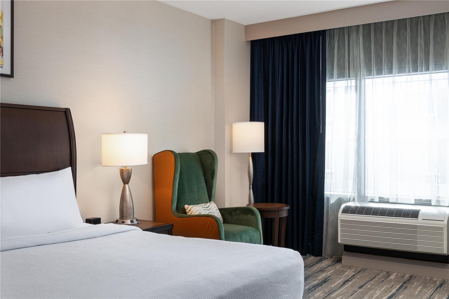 Guest room