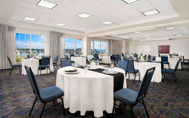 Images Hilton Garden Inn Kent Island Marina