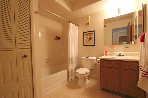Images Irish Hills Apartments