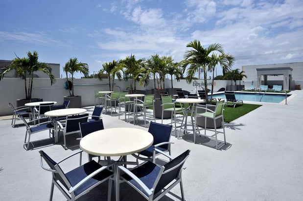 Images Hotel Dello Fort Lauderdale Airport, Tapestry Collection by Hilton