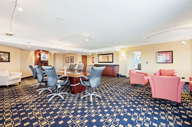 Images Hilton Chicago/Oak Brook Suites